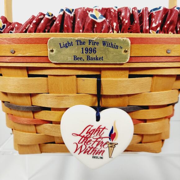 Lot Of 2 Square Longaberger Baskets w/ Handles Liners Tie On Bee Fire Memories - Picture 2 of 16